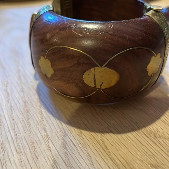 Wooden bracelet - Picture 3 of 8